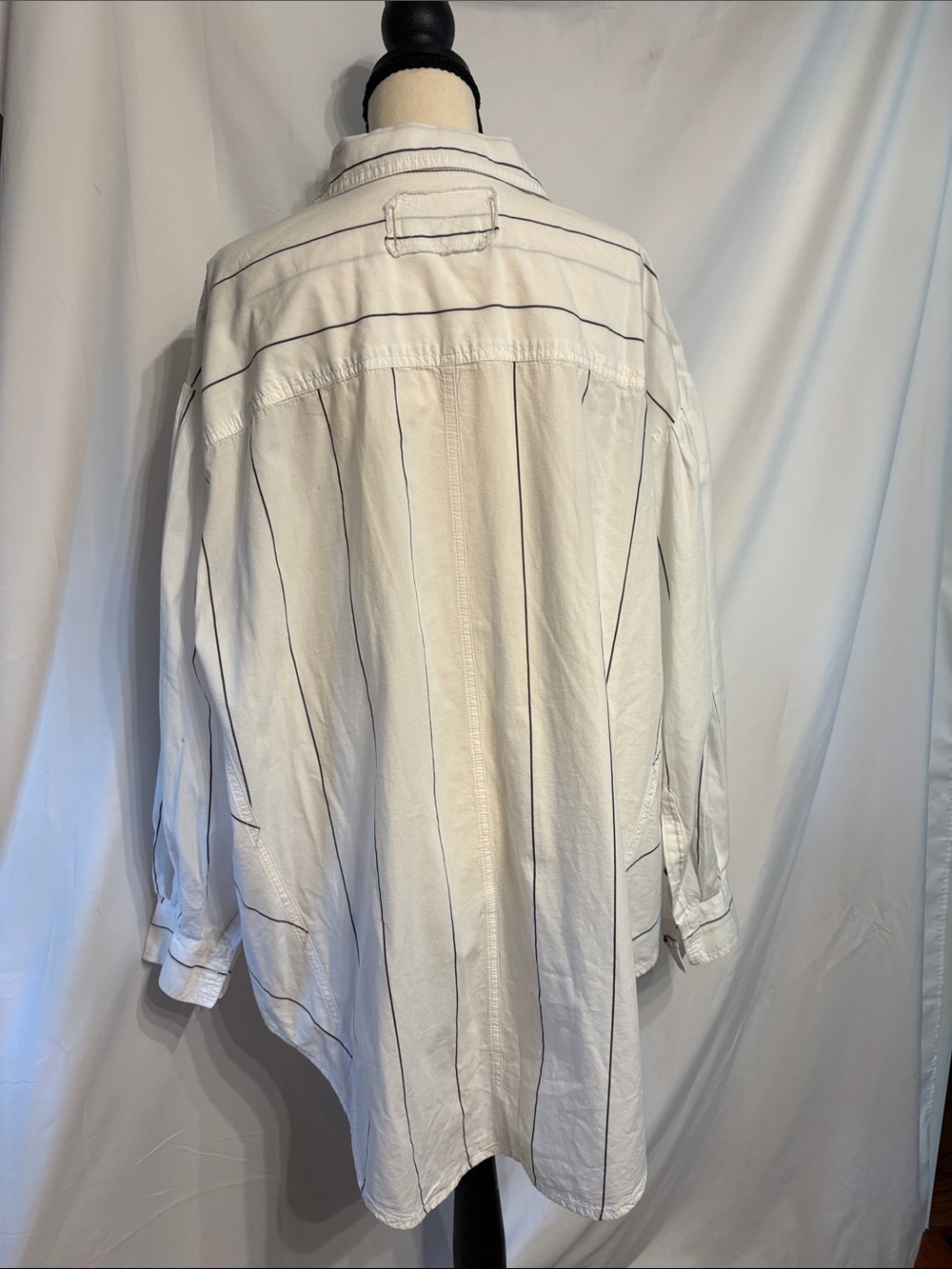 We The Free White Shirt Boxy Oversized with Navy Pinstripes SZ XL Lagenlook - Picture 2 of 10